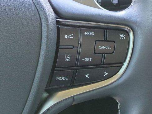 Used 2020 Lexus ES 350 w/ Premium Package image 26