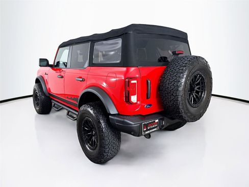 Used 2023 Ford Bronco Black Diamond image 5