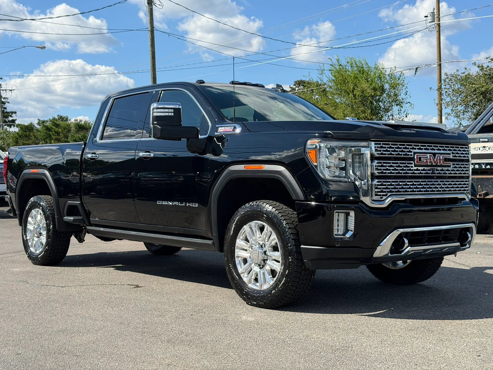 Used 2022 GMC Sierra 2500 Denali w/ Denali Ultimate Package AWD/4WD image 3