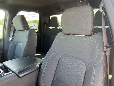 Used 2025 RAM 1500 Big Horn AWD/4WD image 15