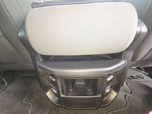 Used 2024 RAM 1500 Big Horn AWD/4WD image 23