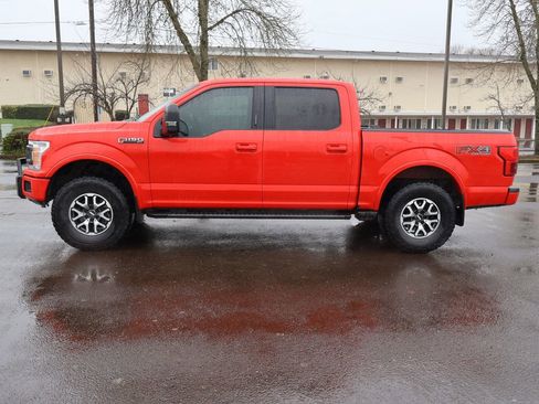 Used 2018 Ford F150 XLT w/ Equipment Group 302A Luxury image 3