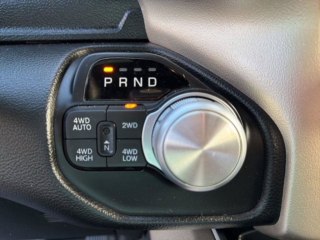 Used 2019 RAM 1500 Laramie AWD/4WD image 46
