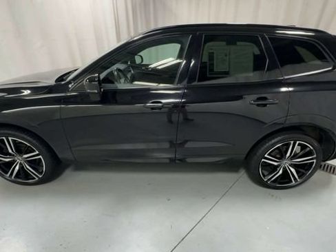 Used 2020 Volvo XC60 T5 R-Design AWD/4WD image 5