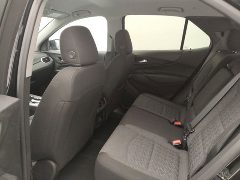 Used 2023 Chevrolet Equinox LT image 18