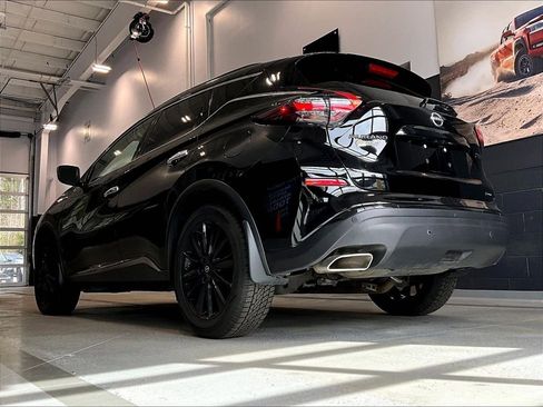 Used 2023 Nissan Murano SV w/ SV Midnight Edition Package image 4