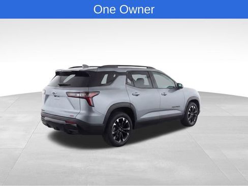 Used 2025 Chevrolet Equinox RS image 4