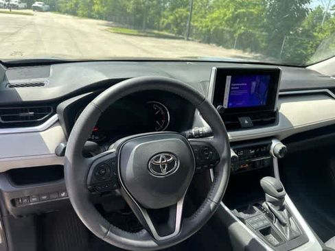 Used 2023 Toyota RAV4 XLE w/ Convenience Package AWD/4WD image 9