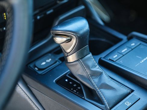 Used 2019 Lexus ES 350 w/ Premium Package image 20