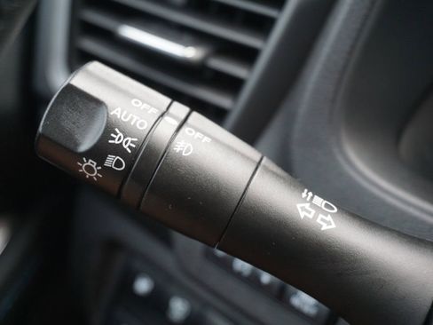 Certified 2023 Nissan Leaf SV Plus image 24