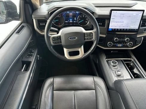 Used 2023 Ford Expedition Max XLT AWD/4WD image 5