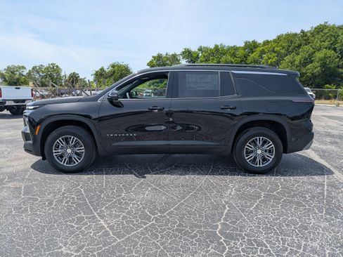 New 2026 Chevrolet Traverse LT w/ Driver Confidence Package FWD image 4