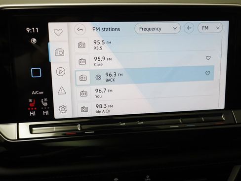 New 2026 Volkswagen Atlas SE image 8