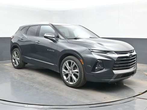 Used 2019 Chevrolet Blazer Premier w/ Sun and Wheels Package AWD/4WD image 2