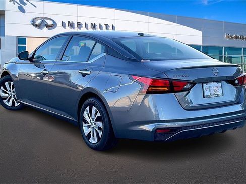 Used 2025 Nissan Altima 2.5 S image 12