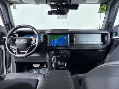 Used 2025 Ford Bronco Big Bend AWD/4WD image 3