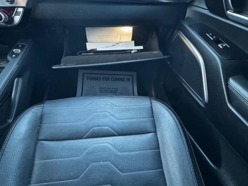 Used 2022 Kia Telluride SX w/ SX Prestige Package AWD/4WD image 31
