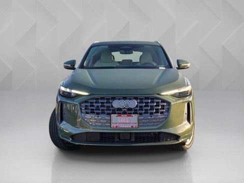 New 2025 Audi Q5 Premium Plus image 2