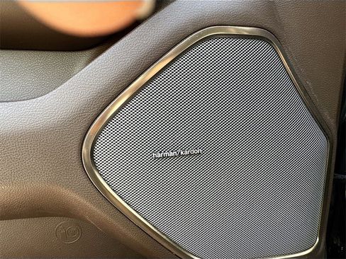 Used 2025 RAM 1500 Limited image 10