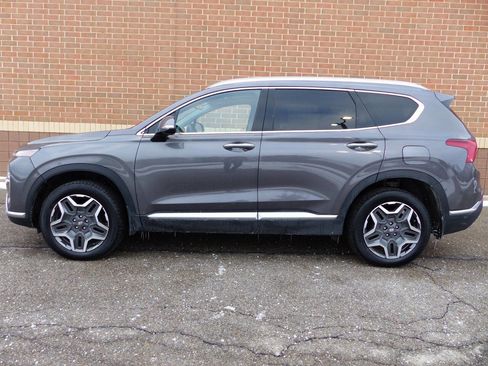 Used 2022 Hyundai Santa Fe SEL Premium image 4