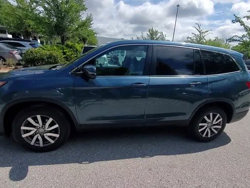 Used 2021 Honda Pilot EX image 4