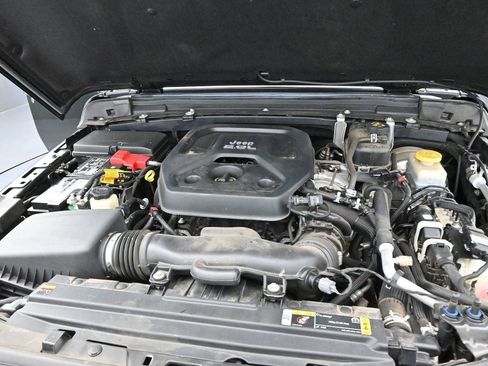 Used 2022 Jeep Wrangler Unlimited Sport AWD/4WD image 27