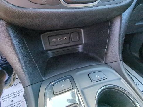 Used 2024 Chevrolet Equinox RS AWD/4WD image 19