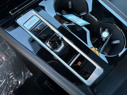 New 2025 Volkswagen Atlas Cross Sport SE image 21