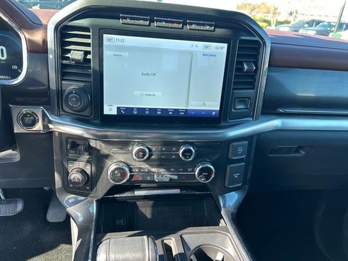 Used 2022 Ford F150 Lariat image 19