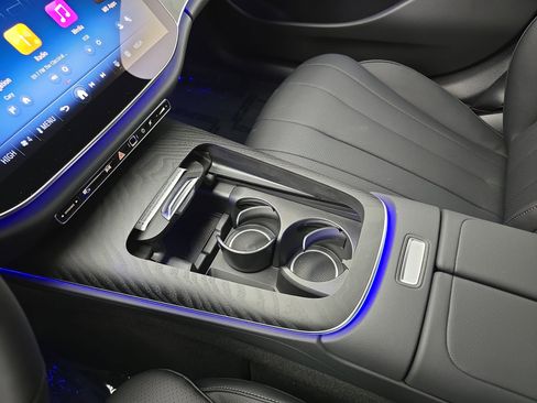 New 2026 Mercedes-Benz E 350 4MATIC Sedan image 25