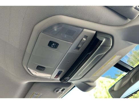 Used 2020 Subaru Ascent Limited w/ Popular Package #2A image 25