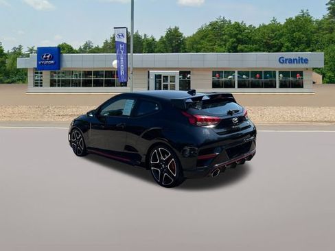 Used 2020 Hyundai Veloster N w/ Performance Package FWD image 10