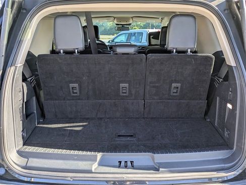 Certified 2024 Ford Expedition XLT image 12