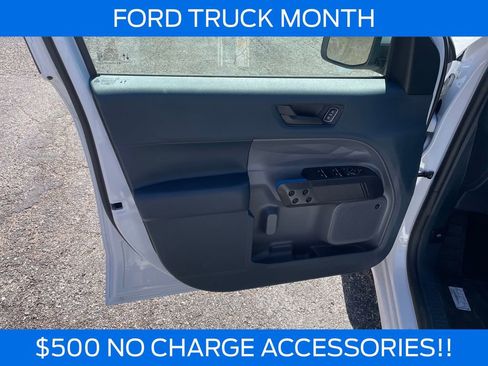 New 2025 Ford Maverick Lobo image 12