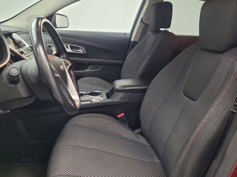 Used 2017 Chevrolet Equinox LT FWD image 17