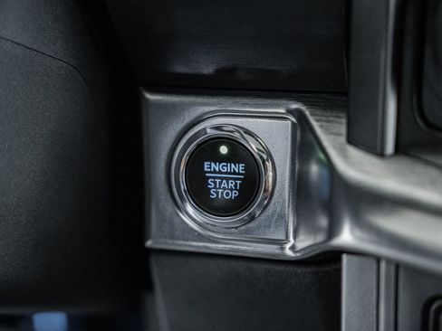 Used 2023 Ford F150 Lariat w/ Equipment Group 502A High image 29