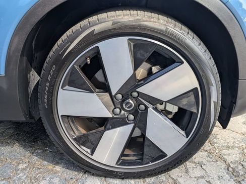 Certified 2023 Volvo XC40 Recharge Plus AWD/4WD image 10