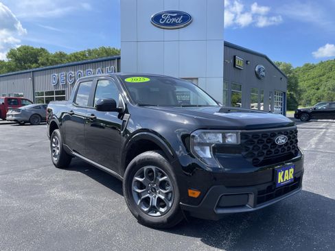 Used 2025 Ford Maverick XLT w/ Equipment Group 301A AWD/4WD image 3