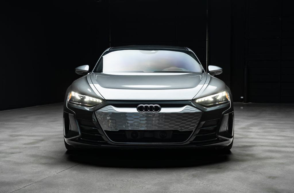 Used 2022 Audi e-tron GT Premium Plus AWD/4WD image 5