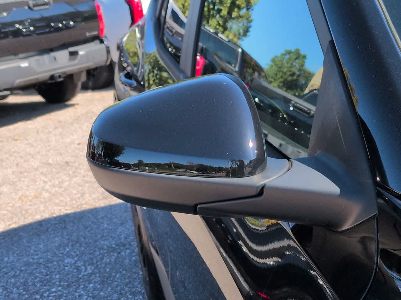 Used 2024 Chevrolet Trax ACTIV w/ Sunroof Package FWD image 12