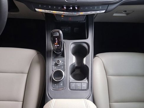 Used 2023 Cadillac XT4 Luxury image 12