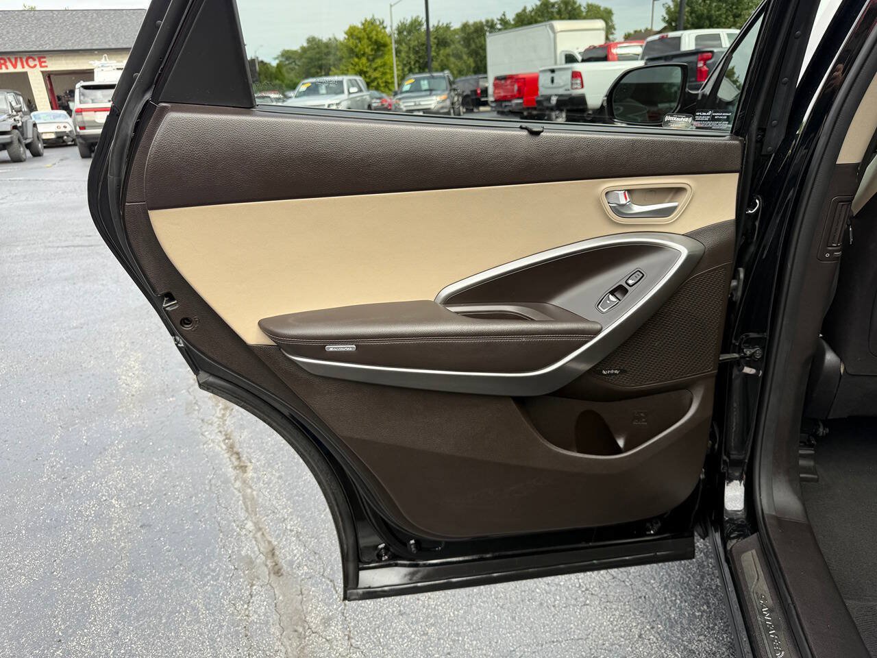 Used 2017 Hyundai Santa Fe FWD image 22