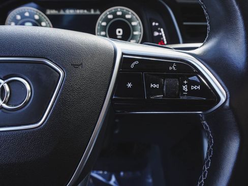 Used 2023 Audi A6 3.0T Premium image 23