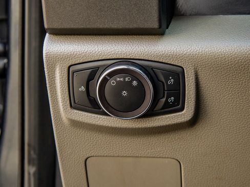 Used 2019 Ford F250 XL w/ STX Appearance Package image 19