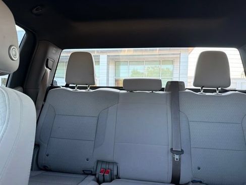 Used 2023 Chevrolet Silverado 1500 RST AWD/4WD image 15