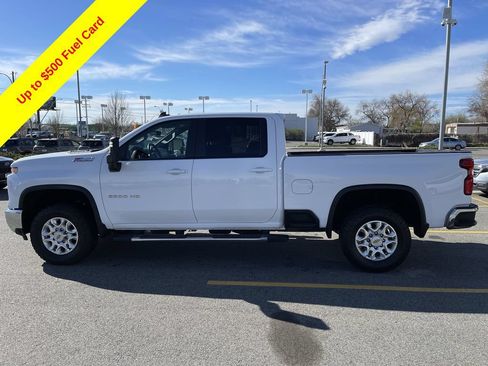 Used 2025 Chevrolet Silverado 2500 LT AWD/4WD image 4