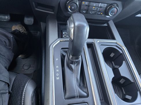 Certified 2020 Ford F150 Raptor w/ Equipment Group 801A Mid image 22