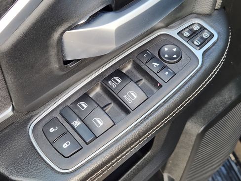 Used 2024 RAM 2500 Big Horn w/ Bed Utility Group image 36