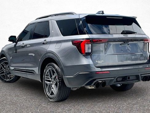 Used 2025 Ford Explorer ST w/ Sun And Sound Package AWD/4WD image 5