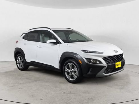 Used 2023 Hyundai Kona SEL w/ Cargo Package AWD/4WD image 3